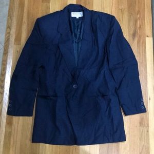Pre-Owned - Women’s Navy Shoulder Padded Suit Coat